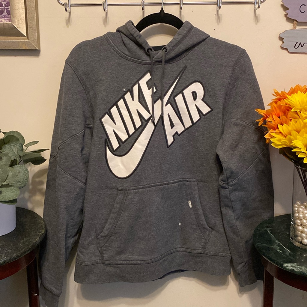 Nike Air Hoodie W/Hand Warmers. Pullover. Size S. Heavy Weight. Great Condition